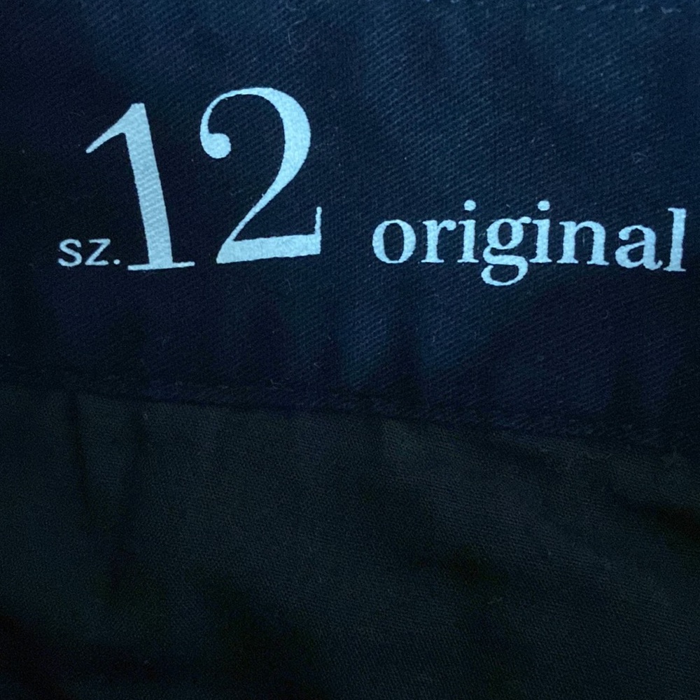 Loft Shorts - Picture 4 of 4